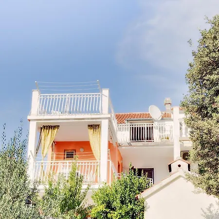 Apartments By The Sea Grebastica, Sibenik - 12588 *