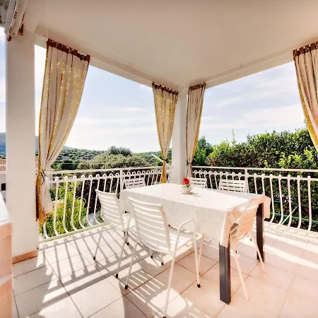 아파트 By The Sea Grebastica, Sibenik - 12588 Baselovici