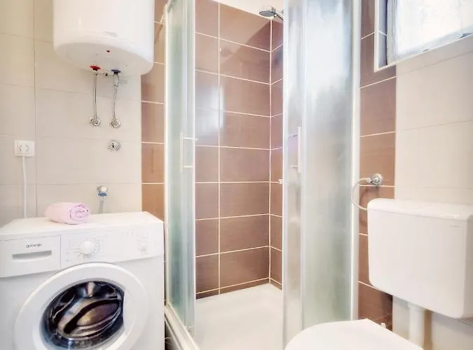 Apartment Apartments By The Sea Grebastica, Sibenik - 12588